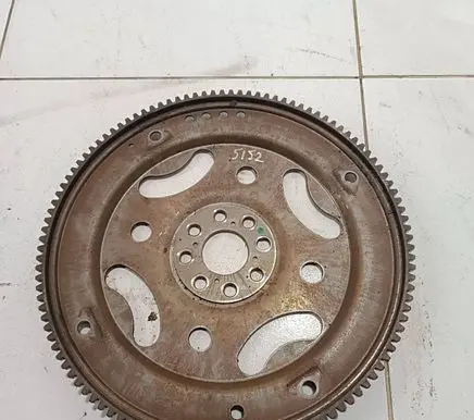 Jaguar XF X250 Flywheel 9X236K375BB