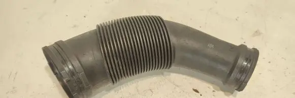 Audi A4 S4 B8 8K Air intake duct part 059129629A ETH2598