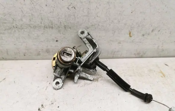 Audi A8 S8 D3 4E Tailgate/trunk/boot lock/catch/latch 4E0827573