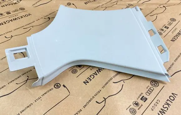 Volkswagen PASSAT B7 (D)pillar trim (top) 3AF867245