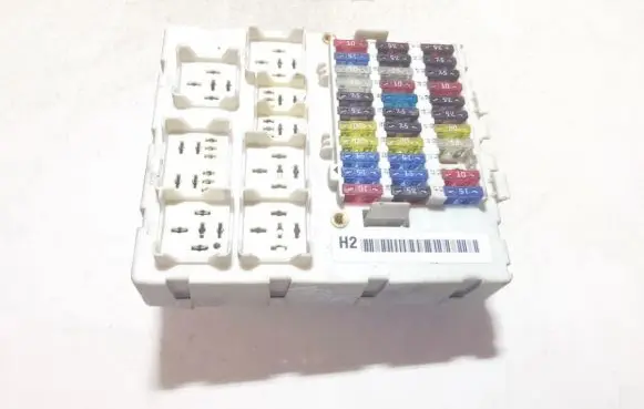 Ford Focus Fuse box set 518783303
