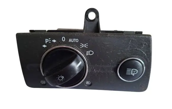 Mercedes-Benz E W211 Light switch 2115450104