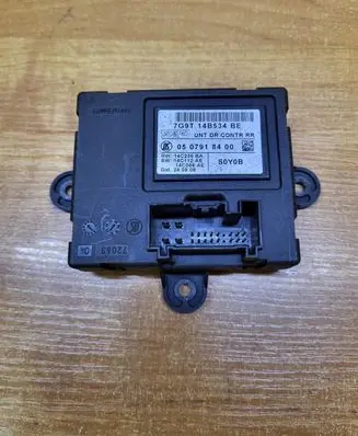 Volvo S80 Door control unit/module 7G9T14B534BE 0507918400 14C236BA