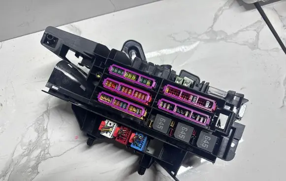 Audi S5 F5 Fuse module 1111115