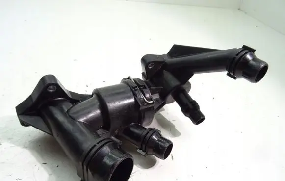 BMW X3 G01 Thermostat/thermostat housing 8576289