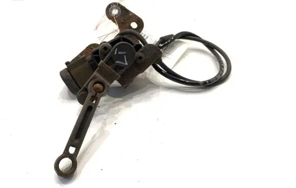 Mercedes-Benz E W212 Headlight/headlamp level sensor A2045450526