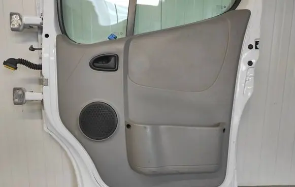 Opel Vivaro Coupe rear side trim panel OPELVIVAROA TWOJEAUTOWYSZKOW