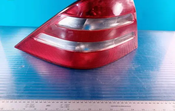 Mercedes-Benz S W220 Rear/tail lights A2208200164