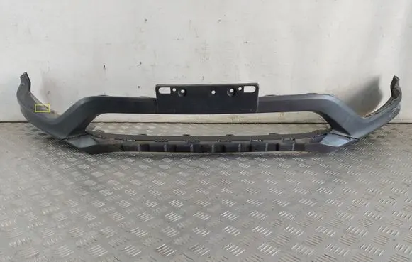 Front bumper lip