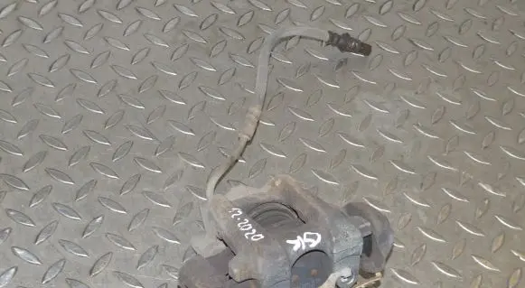 Jeep Grand Cherokee (WK) Rear brake caliper