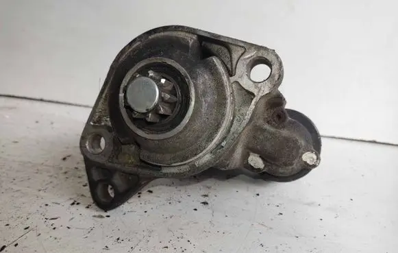 Mitsubishi Carisma Starter motor MD308088