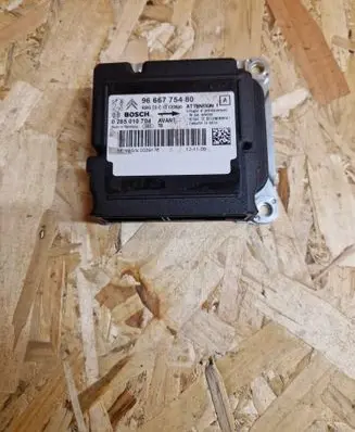 Peugeot 3008 I Airbag control unit/module 9666775480 0285010704 YBSN0039176