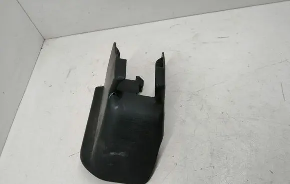 Toyota Prius+ (ZVW40) Seat trim 7215847050