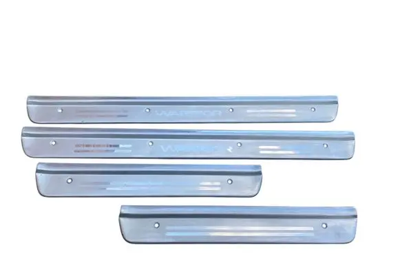 Mitsubishi L200 sill trim set (inner) MR117824 MR117823 MR117821