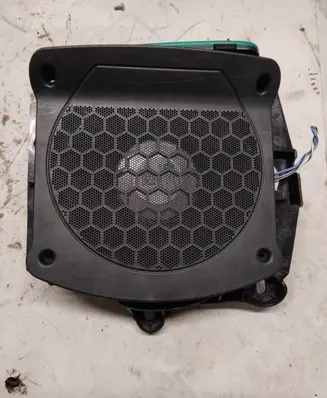BMW 4 G22 G23 G24 G26 Subwoofer speaker 2622562