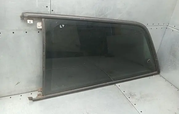 Audi A3 S3 8L Rear side window