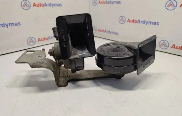 BMW 5 E60 E61 Horn signal 6935987 61336935987 6935988