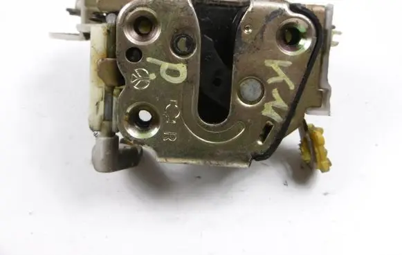 Nissan Micra Front door lock