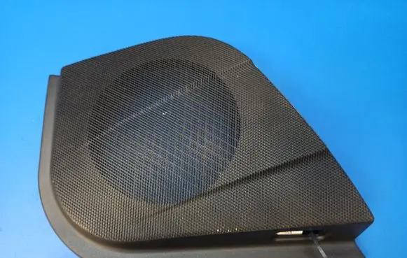Mercedes-Benz E W211 Front door speaker cover trim A2117270688