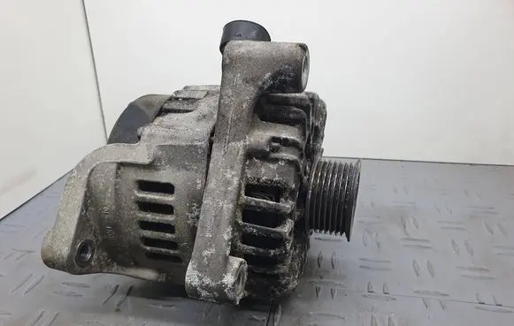 BMW 5 F10 F11 Generator/alternator 7803724 2543403B FG18S011