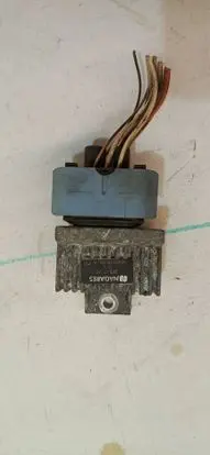 Dacia Logan I Glow plug pre-heat relay BDL712 9640469680A