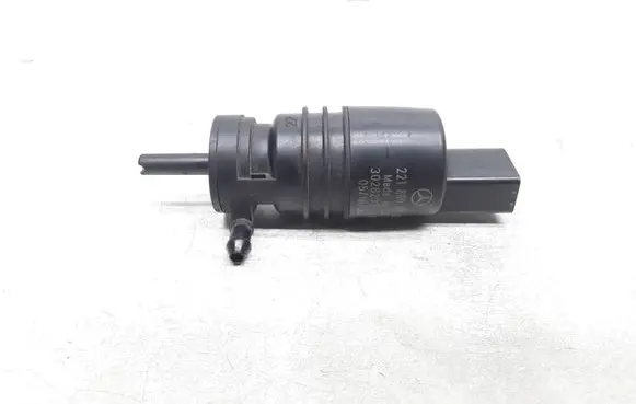 Mercedes-Benz S W221 Windscreen/windshield washer pump 2218690121