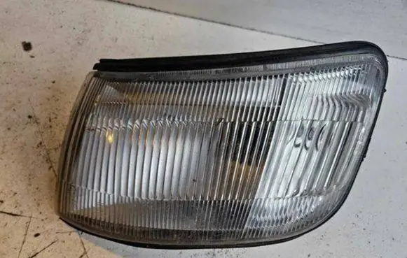 Mitsubishi Space Wagon Front indicator light 120-37623