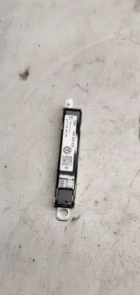 Volkswagen Jetta VI Antenna control unit 5c6035552