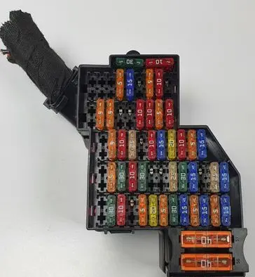 Porsche Cayenne (9PA) Fuse box set 7L0941828A
