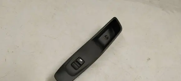 Opel Grandland X Electric window control switch Yp00037777