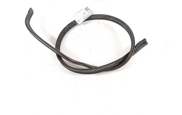 Volkswagen Transporter - Caravelle T5 Engine compartment rubber 7H0823737D