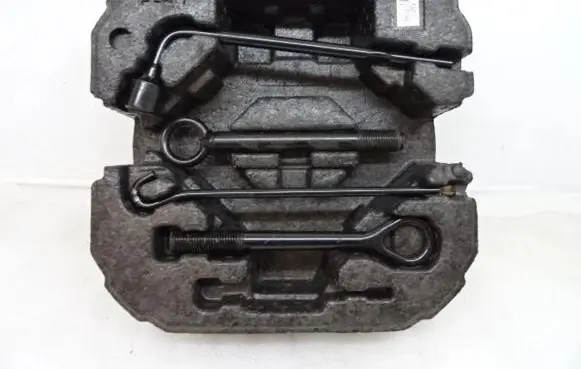 KIA Niro Tool set 09149-G5000