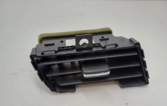 Ford Mustang VI Dashboard side air vent grill/cover trim FR3B19893A