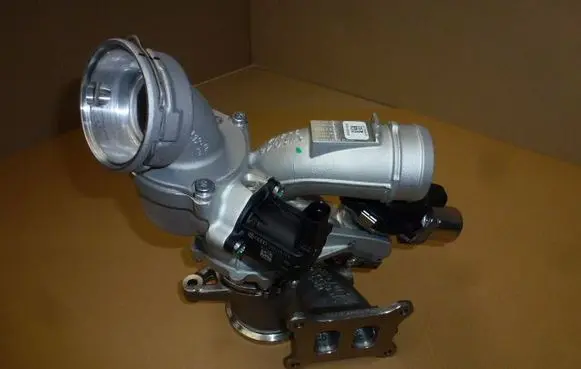 Audi Q3 8U Turbo 830233-0013