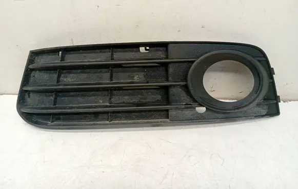 Audi A4 S4 B8 8K Front fog light trim/grill 8K0807681A