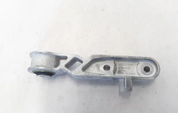 Volvo XC90 Engine mount bracket 31359890