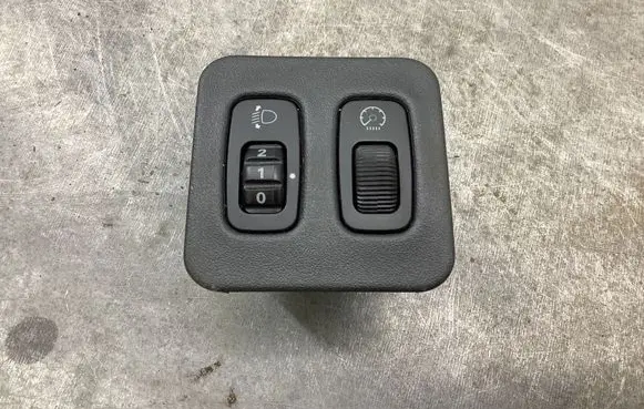 Mitsubishi Lancer Headlight level height control switch MR402645