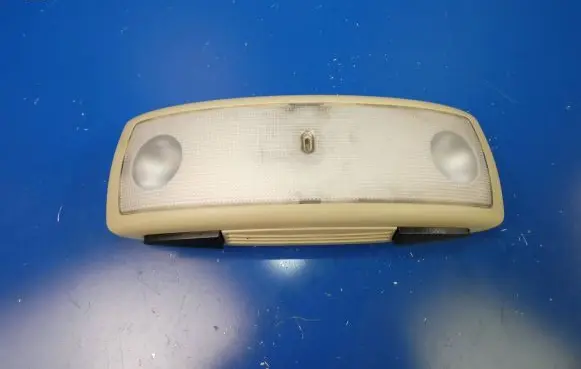Volvo XC60 Rear seat light