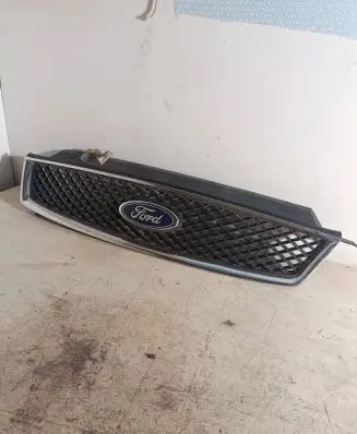 Ford C-MAX I Front grill 3M51R8200A 3M51R8200