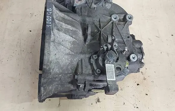 Mini One - Cooper Clubman R55 Manual 6 speed gearbox 8612797 GS653DG CJ6