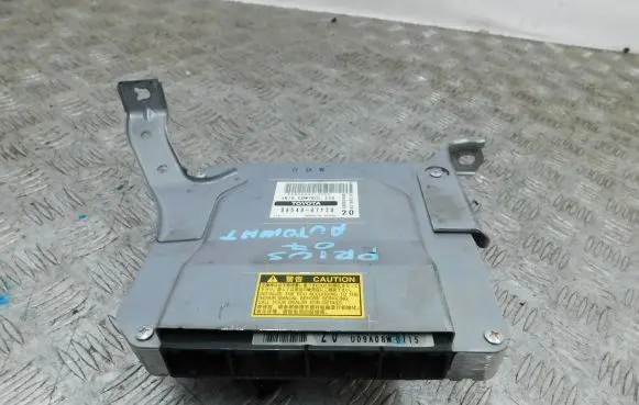 Toyota Prius (XW20) Steering rack control module 8954047130 89540471302