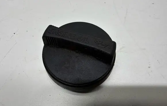 Toyota Prius (XW20) Oil filler cap ENG1NE