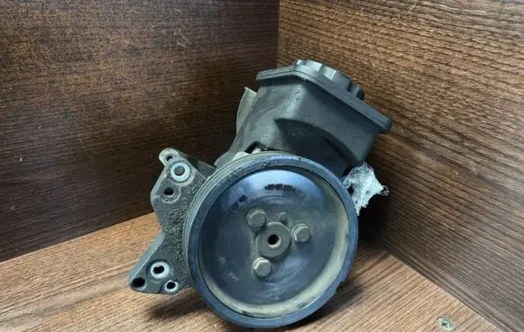 Power steering pump