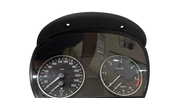 BMW 3 E90 E91 Speedometer (instrument cluster) 9110205 450056647 102535048