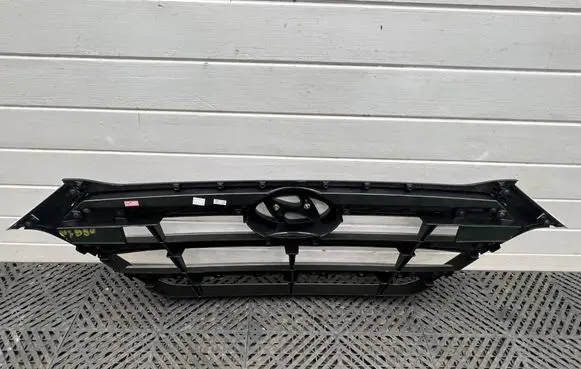 Hyundai Tucson TL Front bumper upper radiator grill 86351D7100