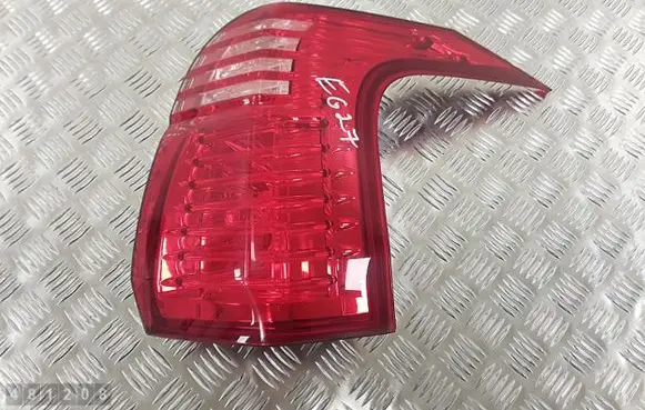 Peugeot 5008 Tailgate rear/tail lights 26120202