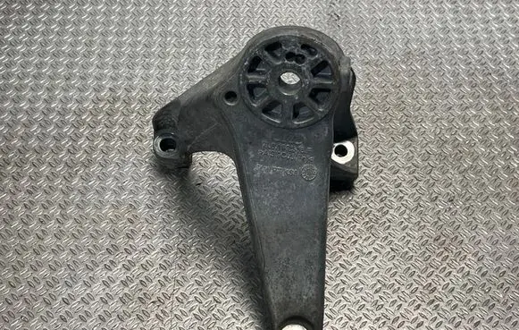 Porsche Cayenne (92A) Engine mounting bracket 7L8199308F