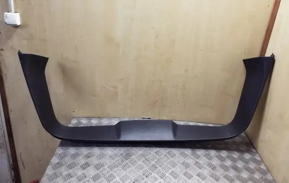 Volvo XC70 Tailgate/trunk upper cover trim 39862990