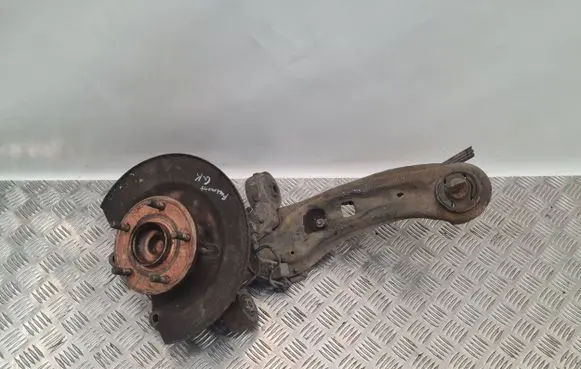 Fiat Freemont Rear wheel hub spindle/knuckle 