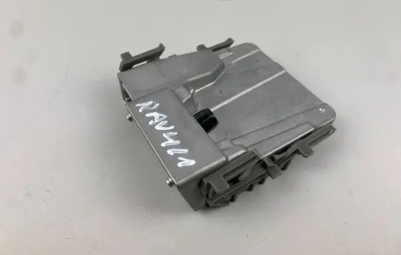 Toyota RAV 4 (XA50) Windshield/windscreen camera 8646C42031 8646C-42031